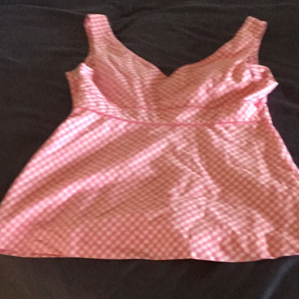 COPY - Lily Pulitzer top flight spotting front